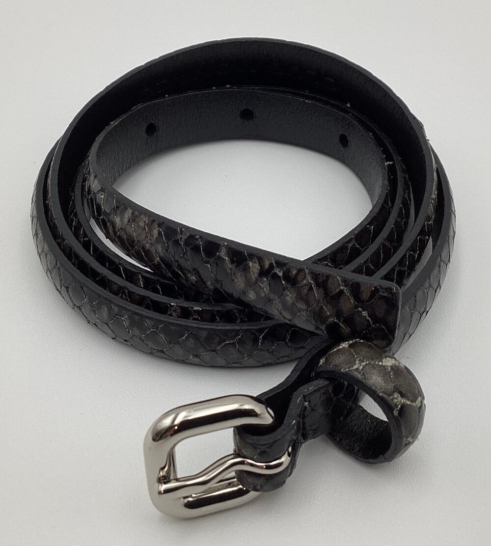 Club Monaco Women’s Black Snakeskin Textured Skinny Belt Silver Hardware size S